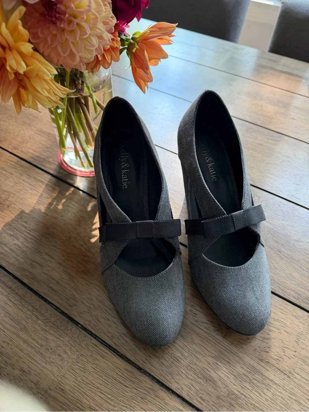 Kelly & Katie stylish gray